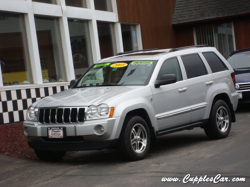 2005 Jeep Grand Cherokee 4WD Limited HEMI Automatic 4X4 with only 60K
